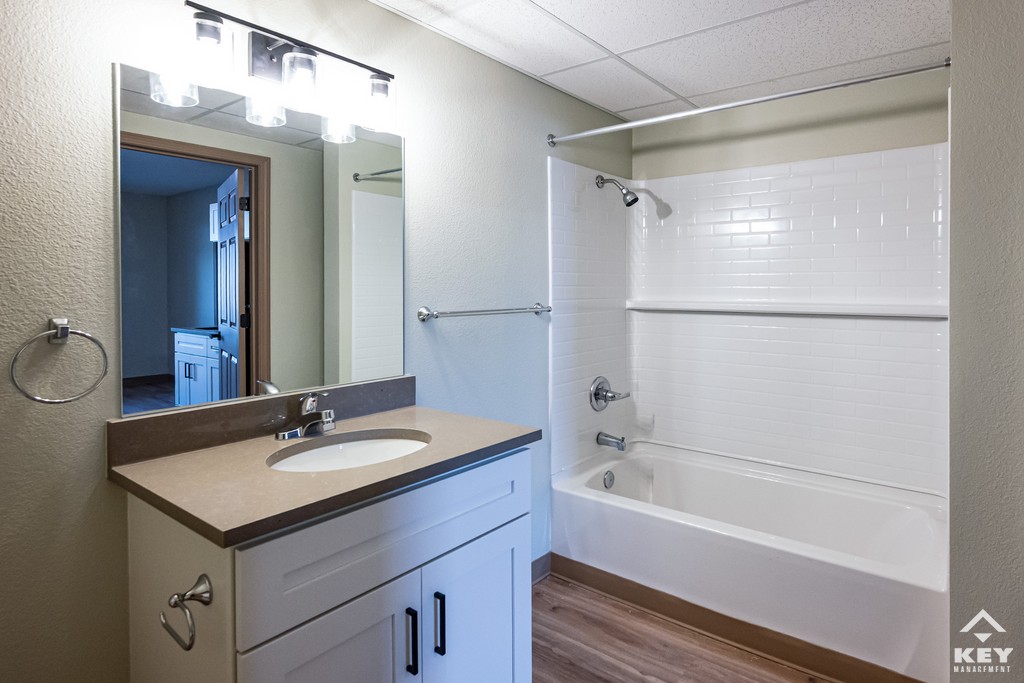 Grayson, bathroom, angle 2